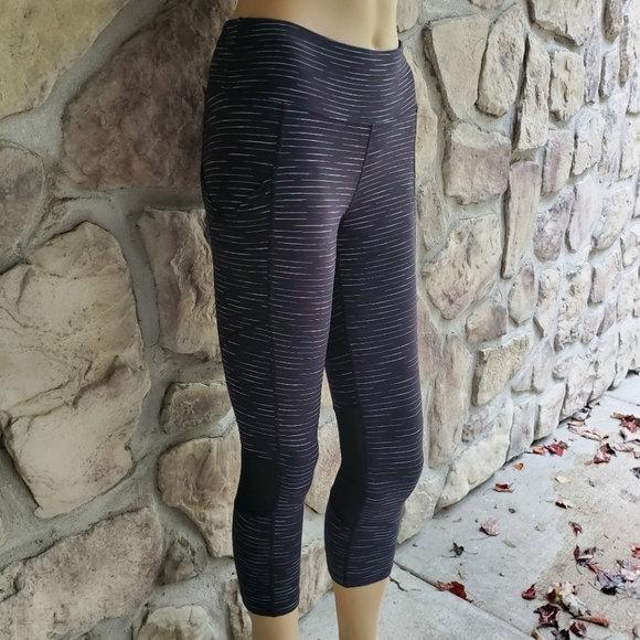 CALVIN KLEIN | Moisture Wicking Performance Workout Pants - Picture 3 of 10